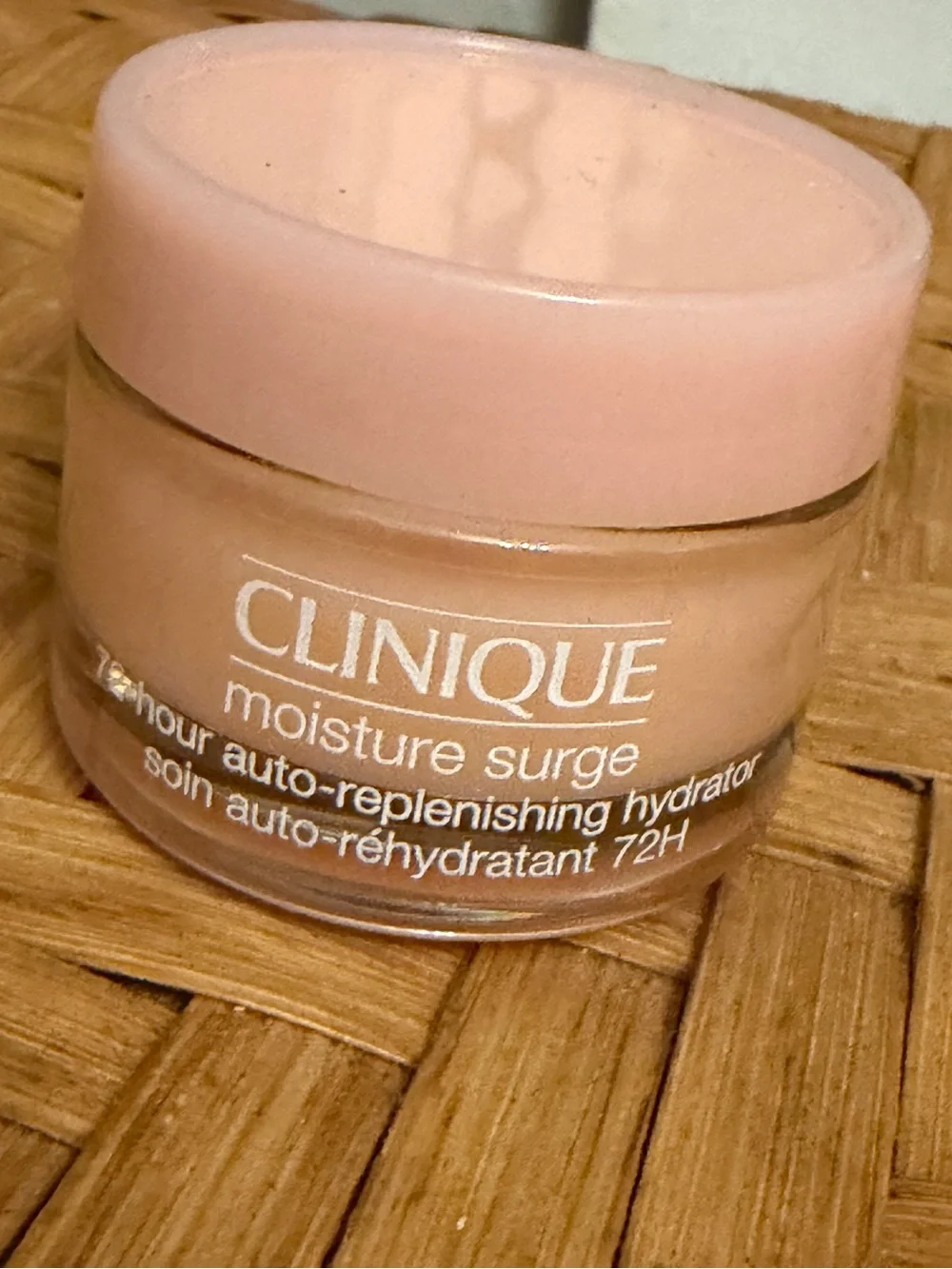 Clinique Moisture Surge Hydrator Jar - Light Pink